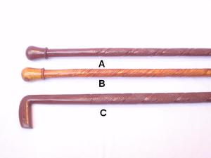 AYAANS Bâtons de randonnée ergonomiques et bâtons de trekking en vrac Bâton de marche en bois incrusté de laiton absorbant les chocs - Product Image 4