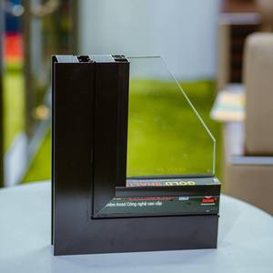 หน้าต่างและประตูอลูมิเนียม Shalumi 6000 ซีรีส์ สีดำด้าน ขายดี พร้อมบริการตัดตามขนาด - Product Image 1