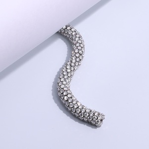 Pulsera de Lujo Unisex de Plata de Ley 925 con Diamantes Cilíndricos Brillantes Cultivados en Laboratorio, Bañada en Rodio, con Pavé y Corte Grueso, para Boda - Product Image 1