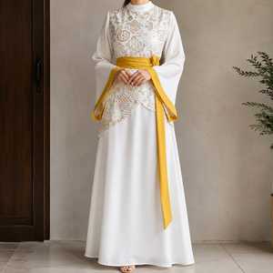 Vestido Maxi Blanco Modesto con Bordado a Mano, Transpirable, Antiarrugas, con Cinturón Color Mostaza, Elegante, de Manga Larga, Estilo Abaya Islámica - Product Image 1