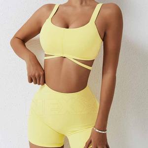 Ensemble de yoga pour femmes le plus vendu, haute qualité, vente en gros, 2 pièces, Spandex/Nylon, antistatique, logo personnalisable sur le devant, pour adultes - Product Image 4