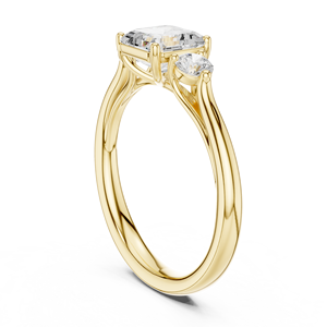 Bague de fiançailles en or jaune avec trois diamants de laboratoire taille Asscher, monture solitaire à bande simple, bijoux fins pour femme - Product Image 3