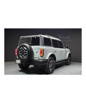 Ford Bronco 2.7 Outer Banks Diciembre 2023 25,074 km Caja de Cambios Automática Asientos de Cuero con Cámara Trasera - Product Image 2