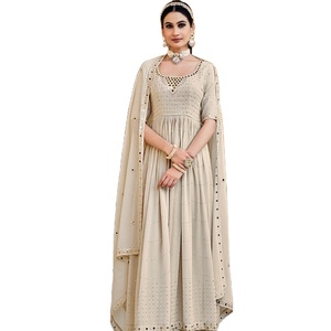 Nuevo último diseñador exclusivo Georgette bordado semicosido nuevo estilo Sal War Suit Collection para venta en línea - Product Image 1