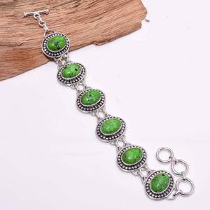 Pulsera de turquesa verde con cierre de plata estilo boho, hecha a mano, con gemas, pulsera llamativa, regalo para ella - Product Image 3
