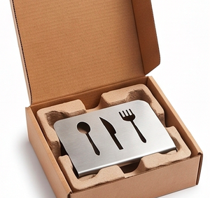 Porte-serviettes moderne en métal avec découpes pour cuillères, couteaux et fourchettes, idéal pour la cuisine, la salle à manger et les restaurants - Product Image 6