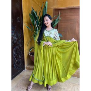 เสื้อคลุมมีรอยตัดผ้าจอร์เจียที่ได้รับความนิยม - Product Image 1