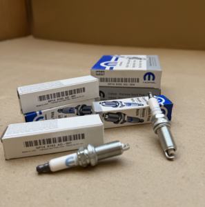 Bujías de Alto Rendimiento de Doble Iridio Originales para Automóviles, Venta al Por Mayor - Product Image 1