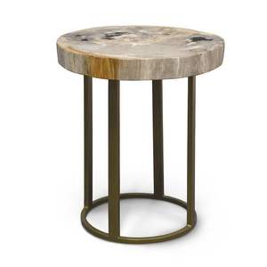 Table d'appoint en fer avec plateau en bois élégant, complétant les thèmes d'intérieur grâce à son bois chaud et son accent industriel. - Product Image 2