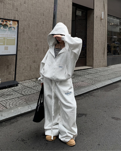 Sweat à capuche unisexe OEM ODM en coton de haute qualité, durable et absorbant l'humidité, personnalisable pour hommes et femmes, vente en gros directe, vêtements du Vietnam - Product Image 6
