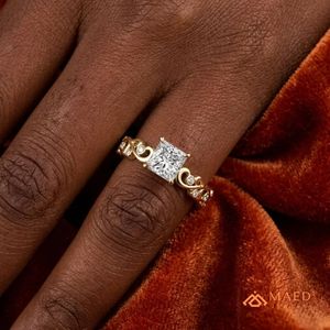 Elegante Anillo de Moissanita con Corte Princesa y Microincrustaciones para Mujer, Chapado en Oro, Regalo de Joyería para Compromiso, Boda o Aniversario, Estilo Americano - Product Image 5