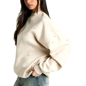 Sweat-shirt confortable pour femme avec strass, finition premium, sweat-shirt élégant pour femme avec strass en vente - Product Image 1