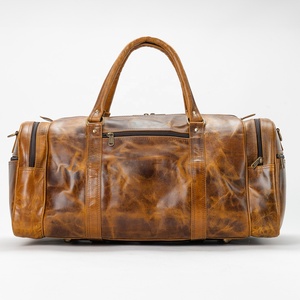 กระเป๋าเดินทางสุดสัปดาห์หนังแท้สำหรับนักเดินทางในเมือง ยี่ห้อ Wholesale Urban Status รุ่น Traveller สำหรับทุกเพศ พร้อมสายสะพาย - Product Image 2