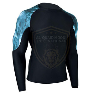 Vêtements de sport pour hommes, rashguard uni, vêtements d'entraînement en stock, rashguard slim fit pour hommes - Product Image 3