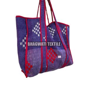 Nouveauté 10 sacs Kantha assortis faits à la main pour les femmes prix de gros sac Kantha traditionnel élégant de style pliant - Product Image 2