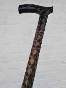 Bastón de Madera Moderno y Ecológico Hecho a Mano con Empuñadura de Madera - Tamaño Personalizable al Mejor Precio - Product Image 4