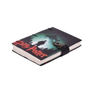 สมุดบันทึกทำมือธีมแฟนตาซี A5 พร้อมกุญแจล็อค |   สมุดโน้ต 200 หน้า เขียนได้สองด้าน ดีไซน์เวทมนตร์ยามค่ำคืน ปกเป็นมิตรกับสิ่งแวดล้อม - Product Image 1