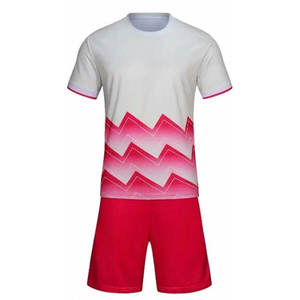 Uniformes de Fútbol Personalizados de la Mejor Calidad para Hombre, Hechos en Pakistán, Diseño Personalizado para Equipos - Product Image 2