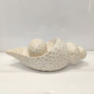 Escultura de concha marina en venta, estatua decorativa hecha a mano de nácar, figurita hecha en Vietnam. - Product Image 1