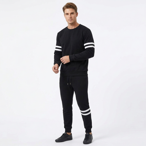 Conjunto de Sudadera Negra con Cuello Redondo y Rayas Blancas en las Mangas y Pantalones Deportivos para Mujer, Ropa Casual de Otoño, 100% Algodón Tejido - Product Image 2