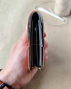 Cartera Bifold Clásica Hecha a Mano de Cuero Genuino con Bloqueo RFID, Cierre Abierto y Elegante para Hombre BFW-0090 - Product Image 4