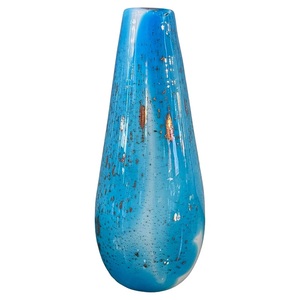 Vase à fleurs en résine pour la décoration intérieure, vase élégant pour une présentation florale dans les maisons modernes, vases en résine pour la décoration de la maison - Product Image 2