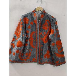 Stylish <b>Velvet</b> Mandarin Collar <b>Jacket</b> With Hand Embroidered Floral Pattern Full Sleeve Autumn Wear <b>Women's</b> Regular Length - Product Image 3