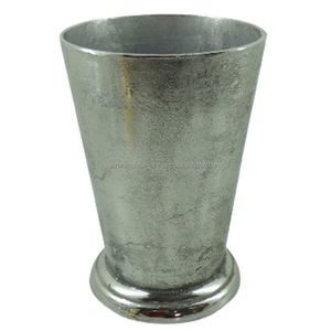 Azora Industries Vase à fleurs en métal au design unique Pot de fleurs de couleur nickel-argent pour la décoration de mariage Vase en métal personnalisé - Product Image 2