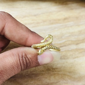 Nouvelle Arrivée Bague Serpent Bohème en Laiton pour Femme, Finition Laiton Antique, Bijou Serpent Punk Tendance, Vente en Gros/OEM/ODM - Product Image 4