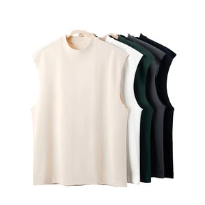 เสื้อกล้ามถักทรงวีคอสำหรับผู้ชาย ระบายอากาศได้ดี สไตล์ไฮสตรีท ไซส์ใหญ่ - Product Image 1
