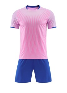 Ensemble de maillot de football géométrique jaune pour homme avec short bleu marine, polyester respirant, toutes saisons, coupe classique - Product Image 3