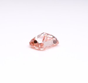 OM GEMS Diamant synthétique rose taille radiant 1,00 CT, fantaisie, percé au laser, rempli, certifié IGI pour la fabrication de bijoux - Product Image 3