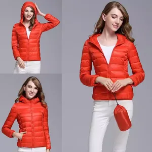 Veste matelassée courte en polyester imperméable pour femmes, avec capuche, sur mesure, grande taille, pour l'hiver - Product Image 1