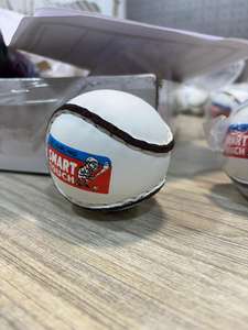 Balones de Hurling Premium, Costuras Resistentes, Excelente Agarre, Empaque de Cartón de Alta Calidad para Entrenamientos, Partidos, Juego a Nivel de Club, Larga Duración - Product Image 4