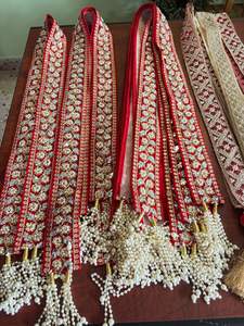 Elegante Juego de Borlas Latkan Bordadas a Mano con Perlas y Zari Rojo para Lehenga, Saree, Dupatta y Decoración Festiva - Product Image 3