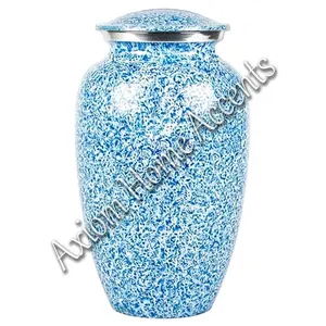 Elegante Urna de Cremación Moderna de Aluminio con Arte Artesanal para Hacer Homenaje a sus Seres Queridos por Axiom Home Accents Hecha a Mano - Product Image 3
