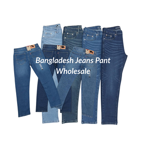 Lot de surplus de jeans décontractés en coton pour hommes, coupe skinny droite, déchirés, avec étiquettes de marque, à prix réduit - Product Image 4