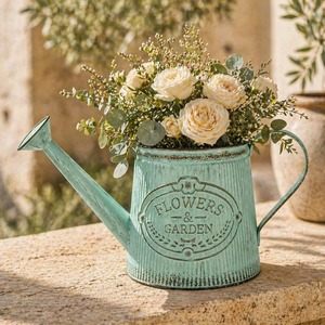 Regadera de metal galvanizado, maceta decorativa para jardín de hadas, mejora el atractivo visual del jardín, de la India. - Product Image 1