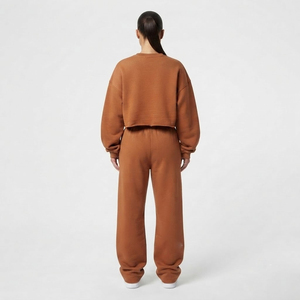 Conjunto Deportivo para Mujer, Sudadera Corta de Felpa Ecológica, Pantalones Holgados Largos con Efecto Desgastado, Estilo Hip Hop, Corte Regular - Product Image 4