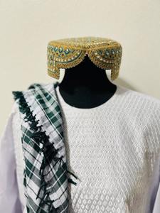 Collier de style tribal afghan turkmâne traditionnel avec des breloques en métal à franges complexes et des perles multicolores - Product Image 4