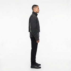 Blouson Moto Court Personnalisé OEM en Toile 470 GSM et Soie Matelassée Biomecanique, Coupe Oversize, Style Motard Urbain pour Homme - Product Image 3