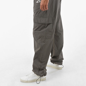Pantalones Cargo de Nailon para Hombre, Cintura con Cordón, Corte Relajado, Ligeros, Fabricante OEM al por Mayor - Product Image 3