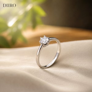 Anillo de Compromiso Clásico de Moissanita con Seis Puntas, Corte Redondo, Chapado en Oro Blanco de 18K - Product Image 3