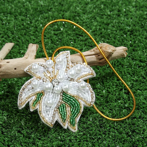 Elegantes Abalorios de Semillas para Bolsos, Adornos Creativos Hechos a Mano con Técnica de Tejido y Detalles de Cuentas - Product Image 5