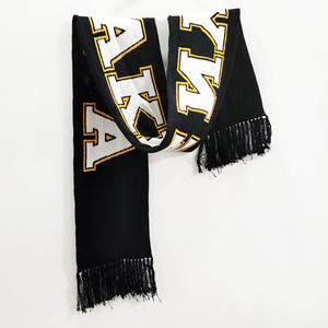 Écharpe de football tricotée sur mesure avec pompon, écharpe de supporter de club, écharpe d'équipe pour le stade, accessoire d'hiver pour le spirit d'équipe - Product Image 5