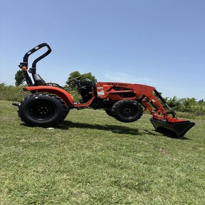 Mini-tracteur compact Commercial Bad Boy avec moteur de 24 ch et système de commande à double pédale 4x4, prêt à l'emploi - Product Image 4