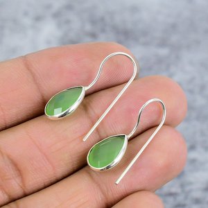 Pendientes de Gancho con Calcedonia Verde en Plata de Ley 925, Regalo de Compromiso Moderno - Product Image 3