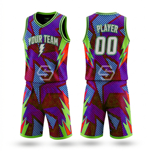 Uniforme de Baloncesto con Diseño Personalizado OEM, 100% Poliéster Transpirable, Cuello en V, Sublimación, Logotipo Personalizado, Número del Equipo/Club Cosido - Product Image 1