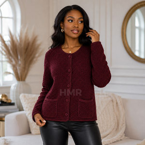 Cardigan en laine tricoté à col rond et manches longues, minimaliste, à simple boutonnage, avec logo personnalisé en acrylique HMR Sisterhood Sorority - Product Image 3