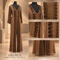 Combinaison de soirée ornée de détails bronze marron, col en V profond |   Combinaison formelle longue à manches longues, coupe droite large, ornée de perles